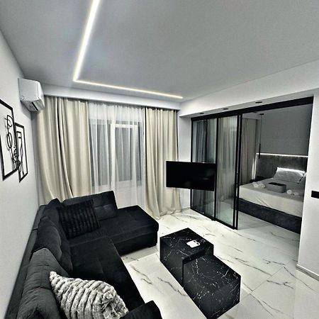 Eden Luxury Suite #3 テッサロニキ エクステリア 写真